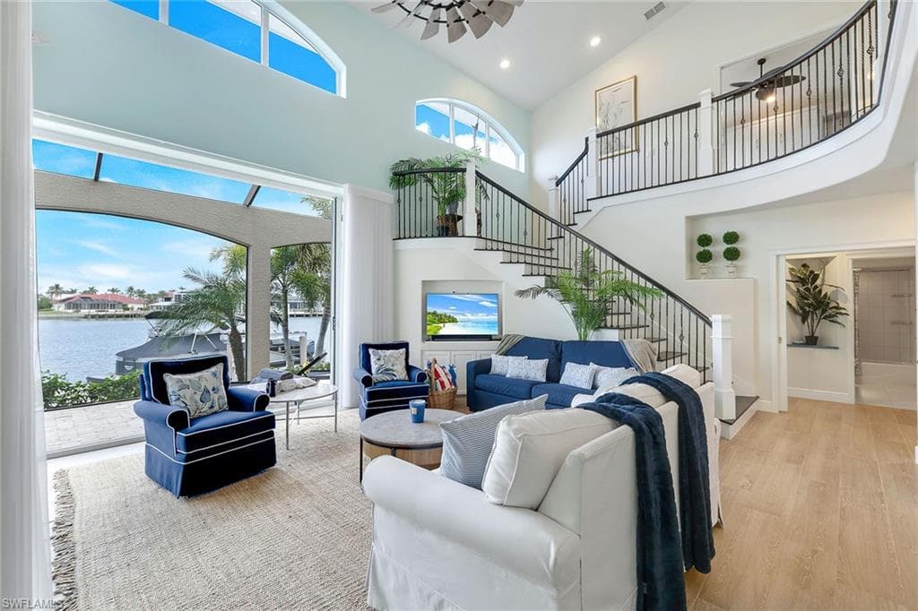 650 Rockport Ct, Marco Island, FL 34145-5