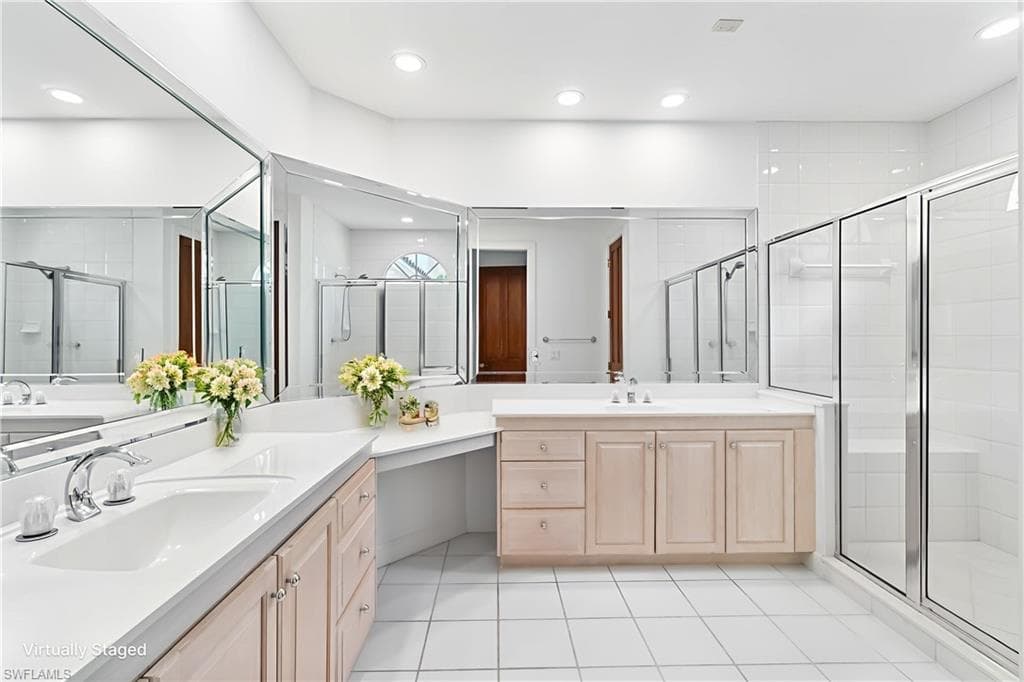 8169 Via Vecchia, Naples, FL 34108-14