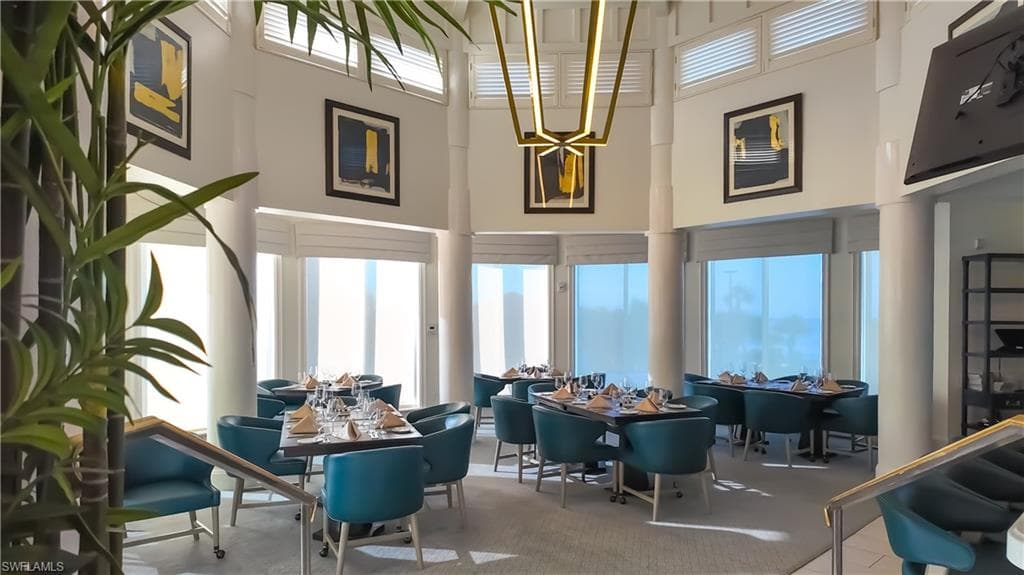 8169 Via Vecchia, Naples, FL 34108-23