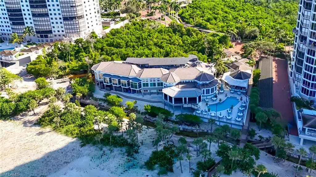 8169 Via Vecchia, Naples, FL 34108-29