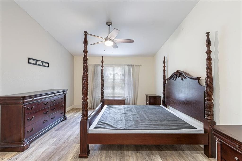 314 Melrose Pl 33, Naples, FL 34104-10