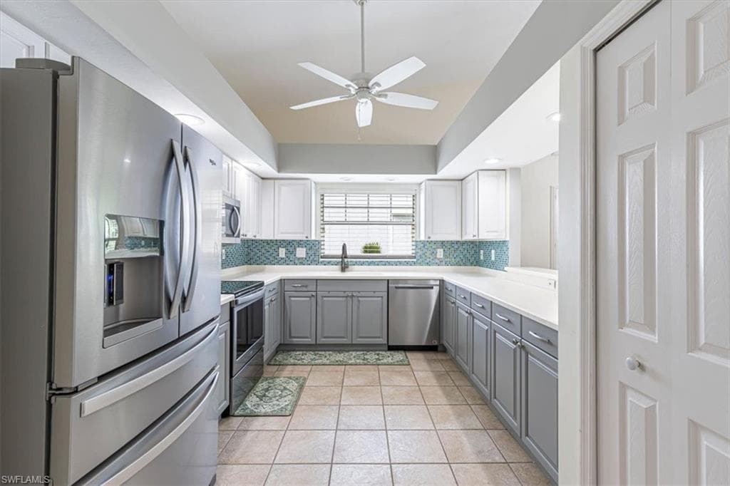 314 Melrose Pl 33, Naples, FL 34104-25