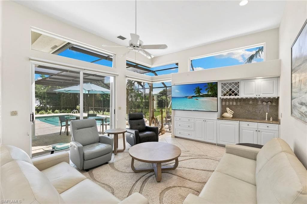 800 Arcadia Ct, Marco Island, FL 34145-17