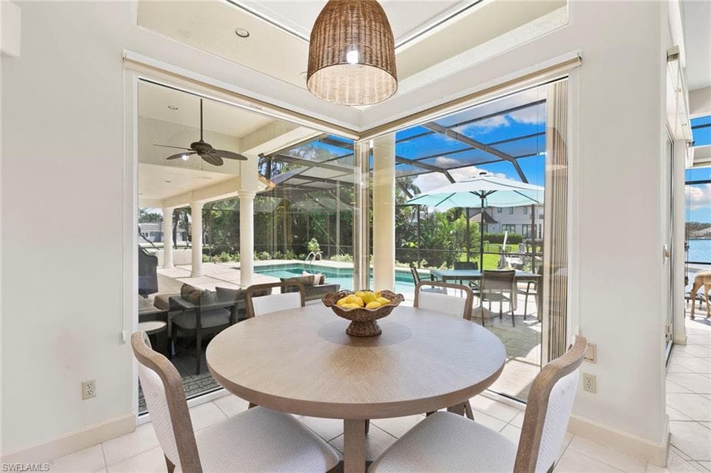 800 Arcadia Ct, Marco Island, FL 34145-4