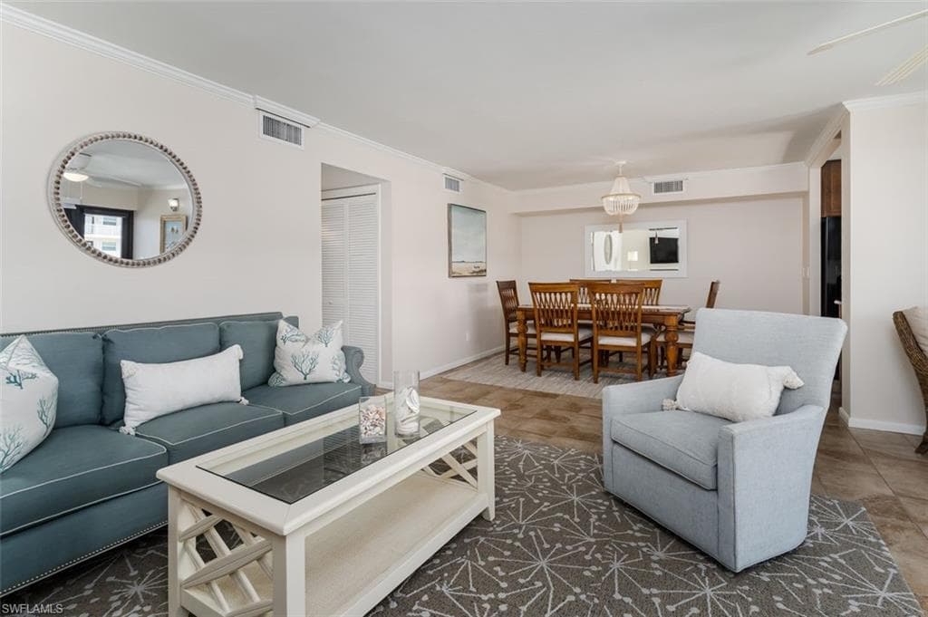 3450 Gulf Shore Blvd N 315, Naples, FL 34103-9