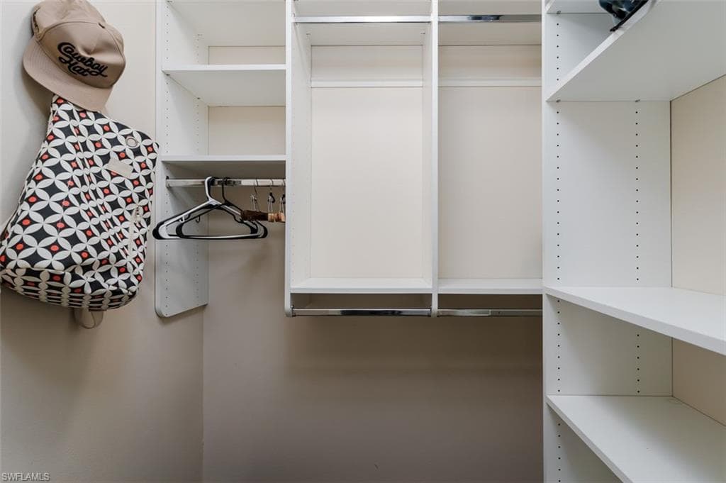 3450 Gulf Shore Blvd N 315, Naples, FL 34103-16