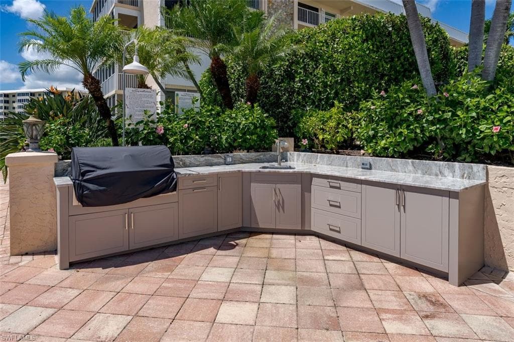 3450 Gulf Shore Blvd N 315, Naples, FL 34103-29