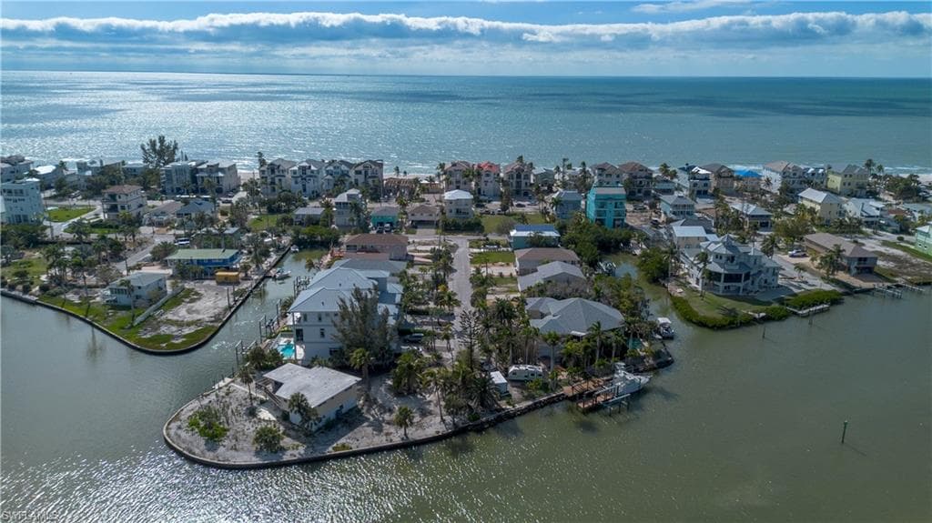 6008 Cypress Ln, Bonita Springs, FL 34134-1