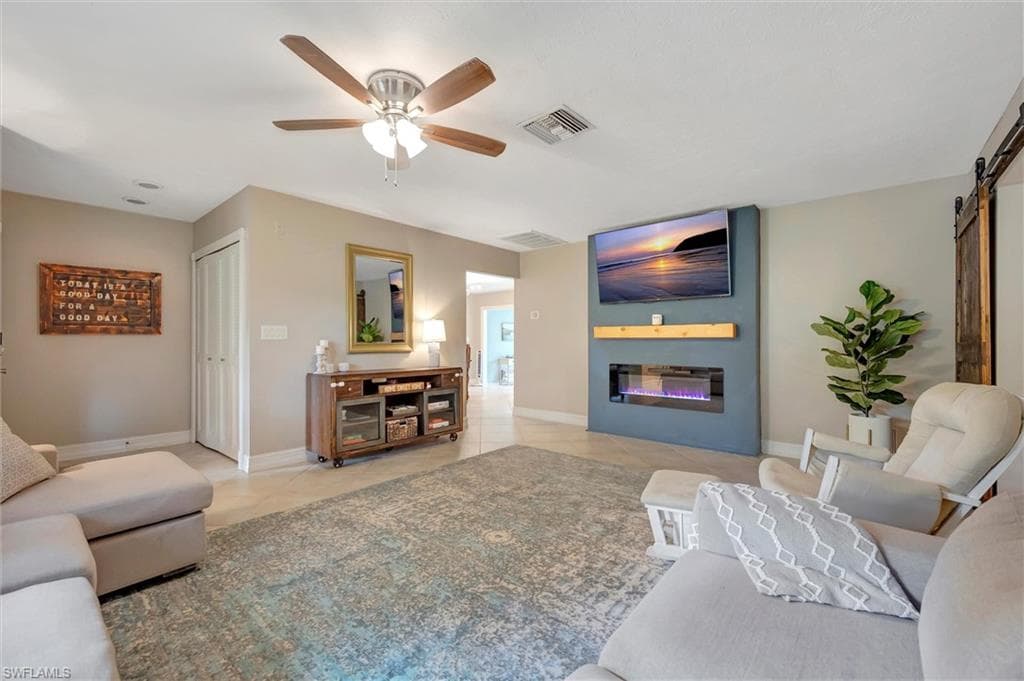 3771 11th Ave SW, Naples, FL 34117-10