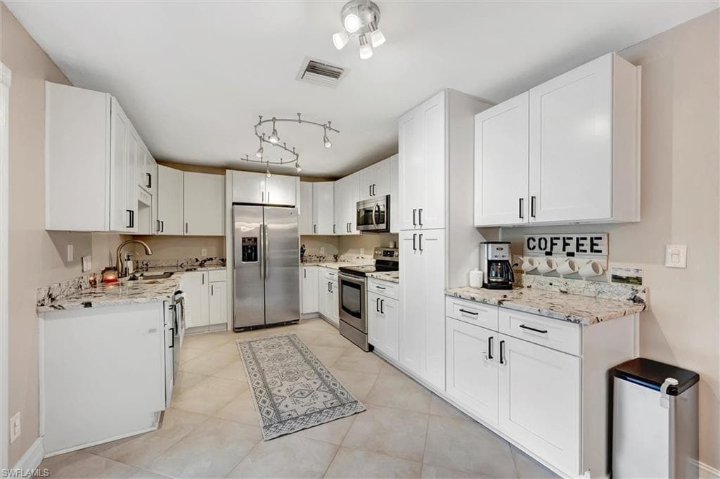 3771 11th Ave SW, Naples, FL 34117-14