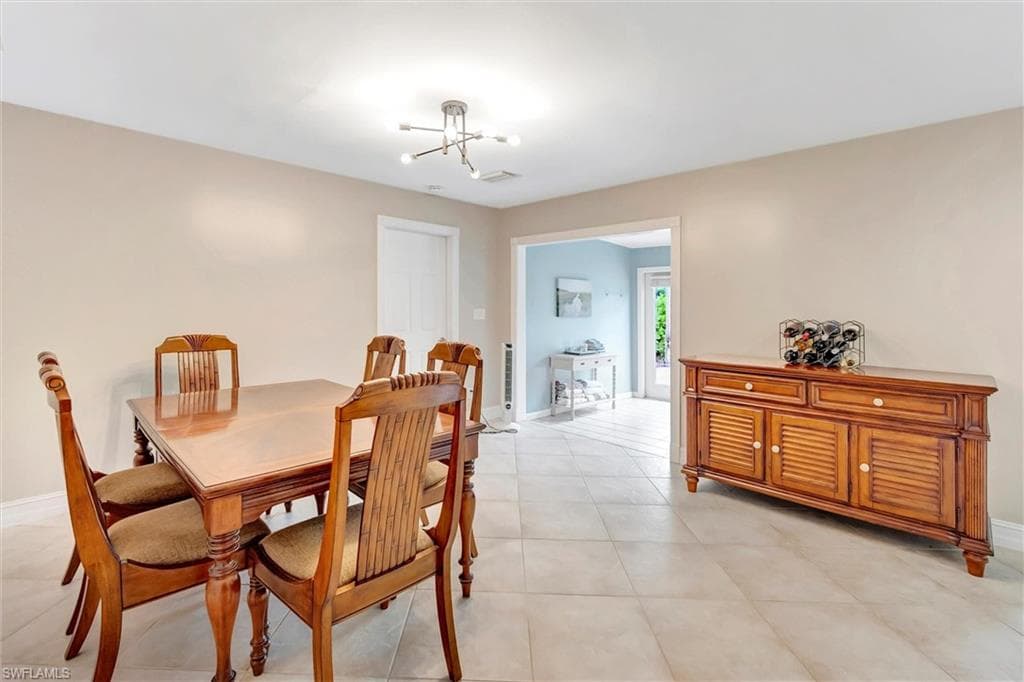 3771 11th Ave SW, Naples, FL 34117-20