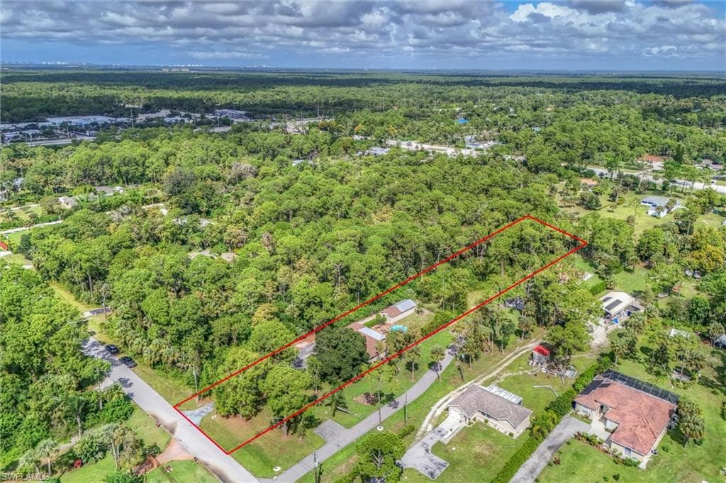 3771 11th Ave SW, Naples, FL 34117-1