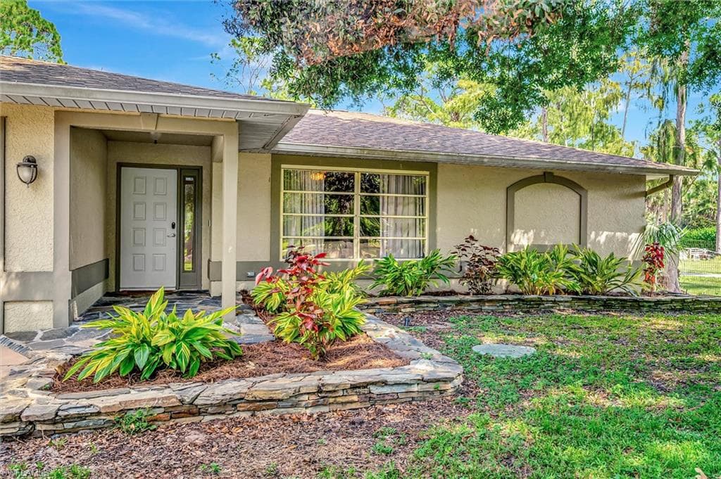 3771 11th Ave SW, Naples, FL 34117-7