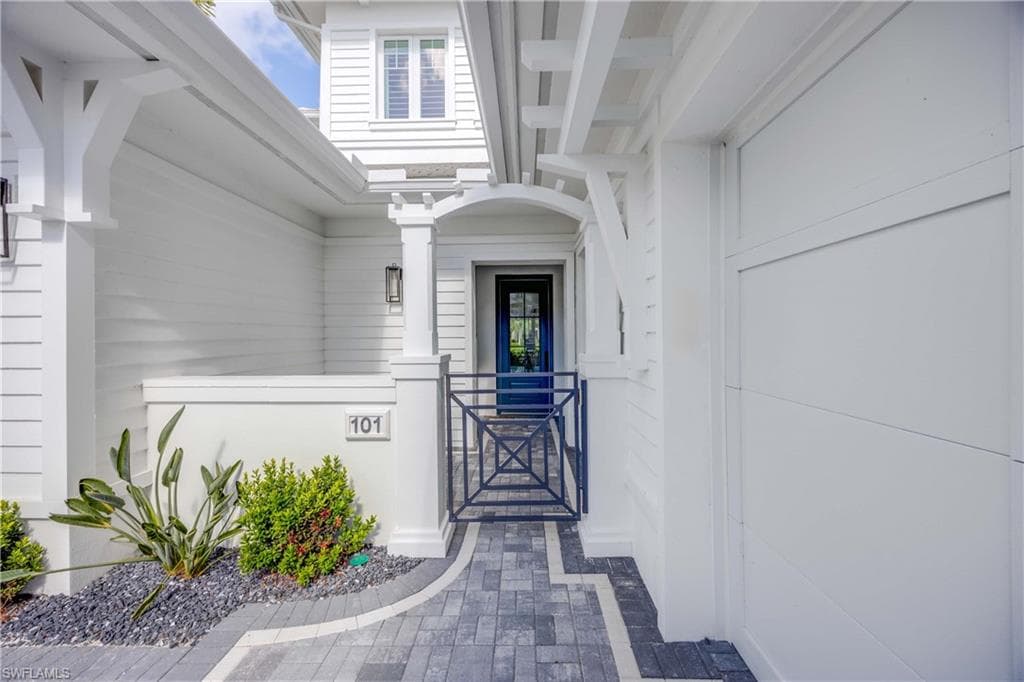 3291 Dorado Ln 101, Naples, Fl 34114-3