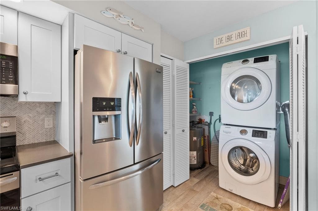 200 Stevens Landing Dr B305, Marco Island, FL 34145-15