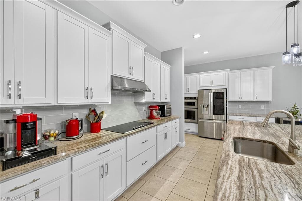 3604 Pilot Cir, Naples, FL 34120-15