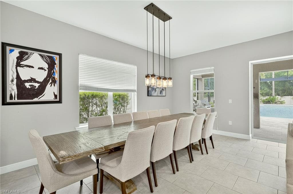 3604 Pilot Cir, Naples, FL 34120-7