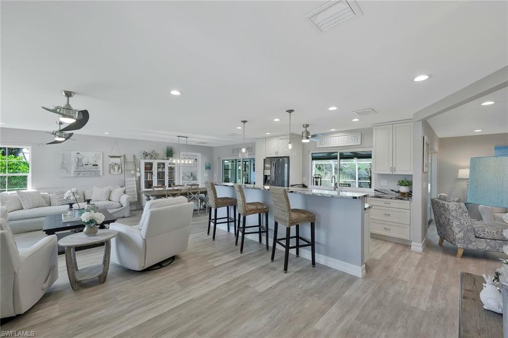 410 Yellowbird St, Marco Island, FL 34145-8