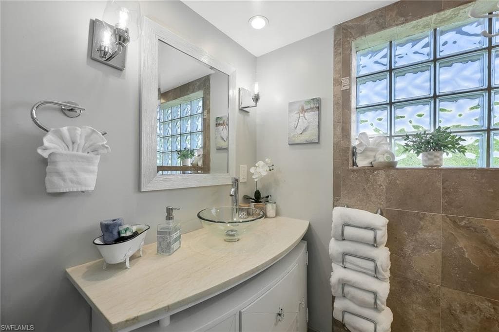 410 Yellowbird St, Marco Island, FL 34145-24