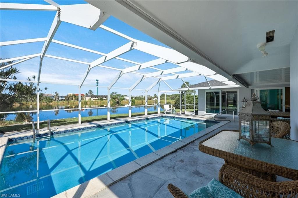 410 Yellowbird St, Marco Island, FL 34145-2