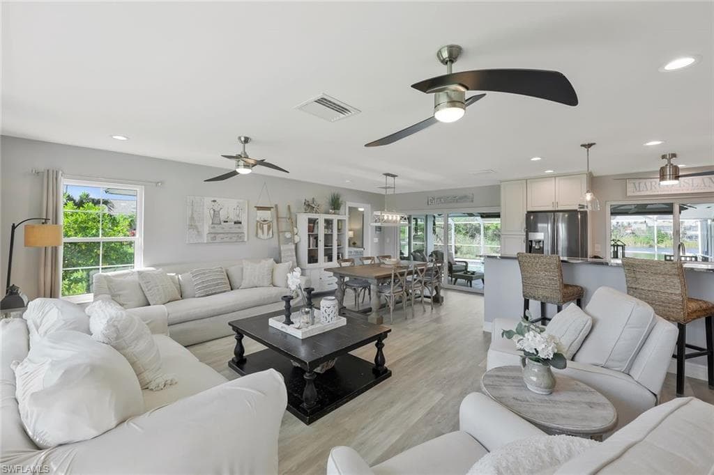 410 Yellowbird St, Marco Island, FL 34145-7