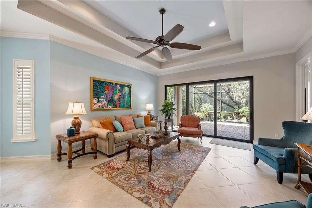6603 Roma Way, Naples, FL 34113-11