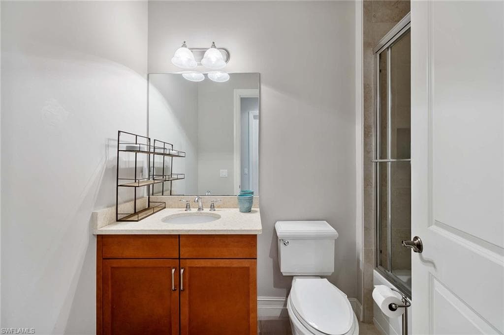 6603 Roma Way, Naples, FL 34113-28