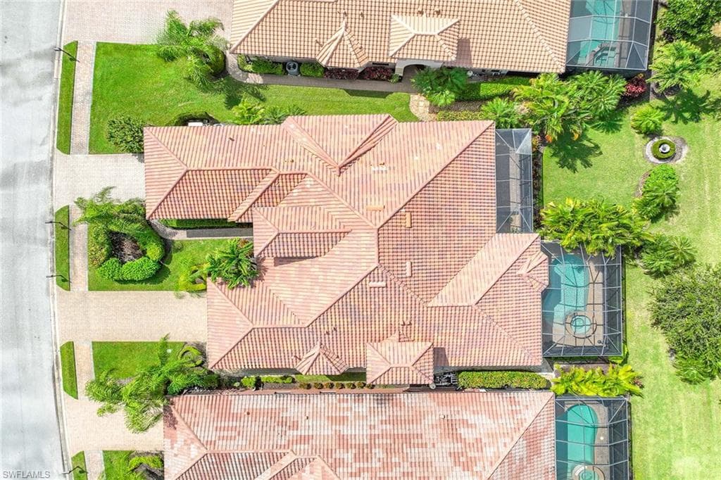6603 Roma Way, Naples, FL 34113-37
