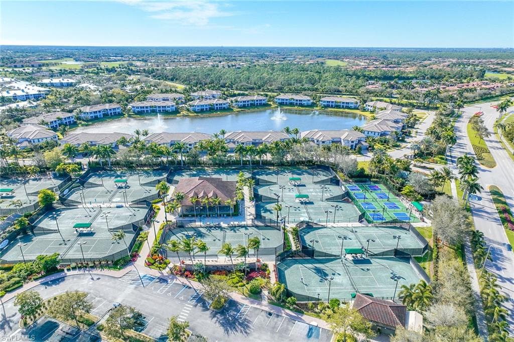 6603 Roma Way, Naples, FL 34113-42