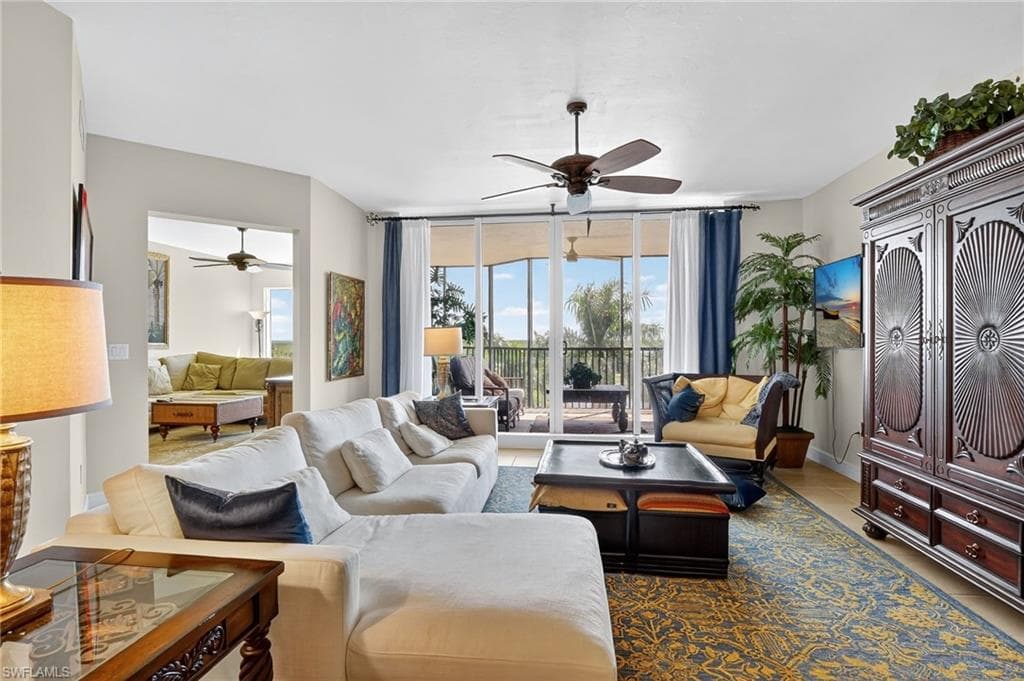 1060 Borghese Ln 403, Naples, FL 34114-9