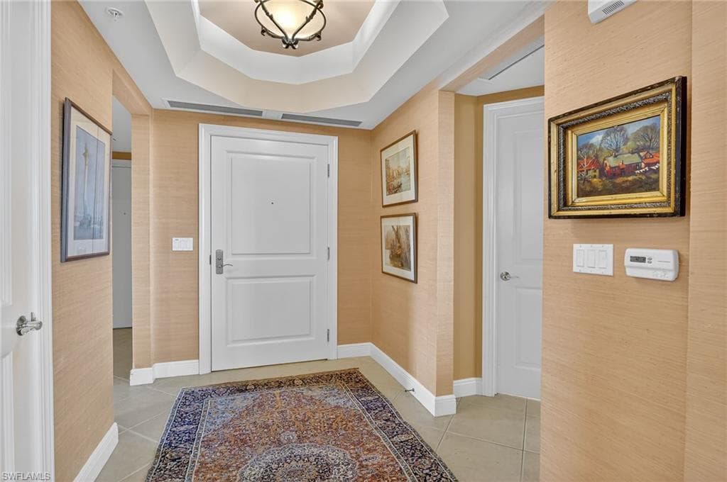 1060 Borghese Ln 403, Naples, FL 34114-4