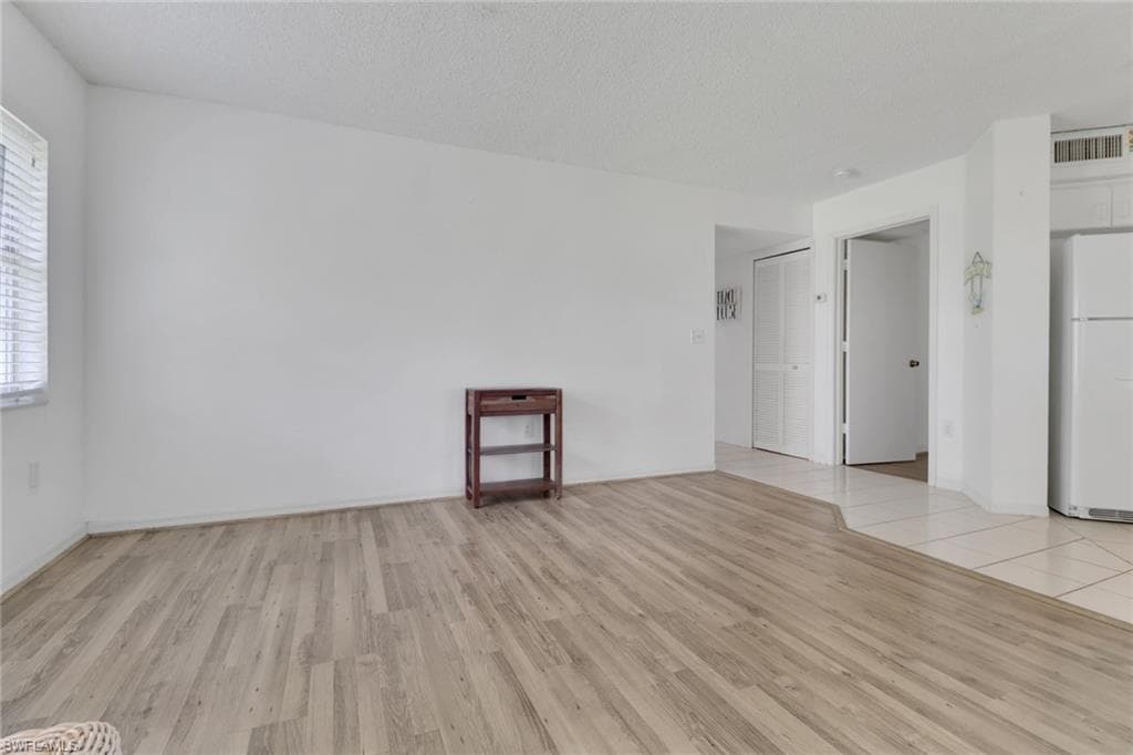 441 Quail Forest Blvd A210, Naples, FL 34105-8