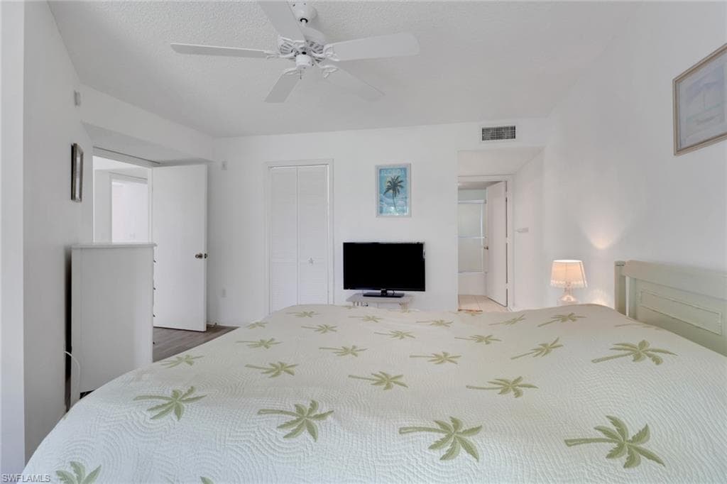 441 Quail Forest Blvd A210, Naples, FL 34105-11