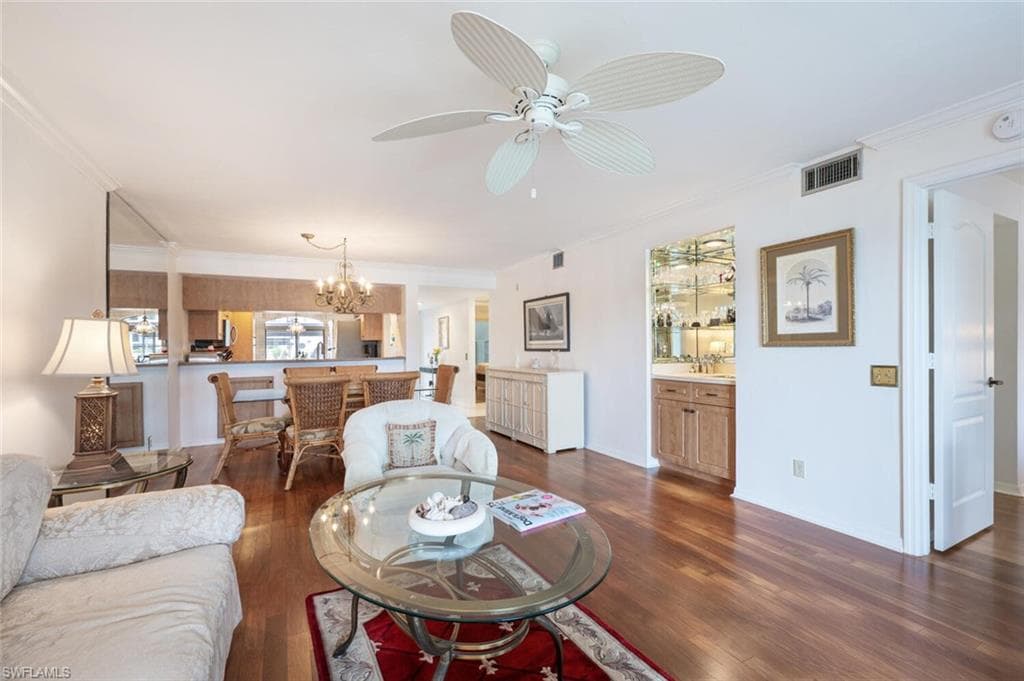 7300 Coventry Ct 606, Naples, FL 34104-10