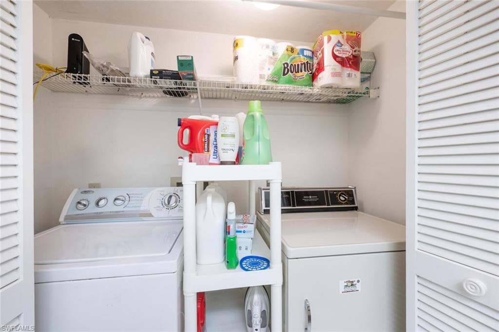 7300 Coventry Ct 606, Naples, FL 34104-25