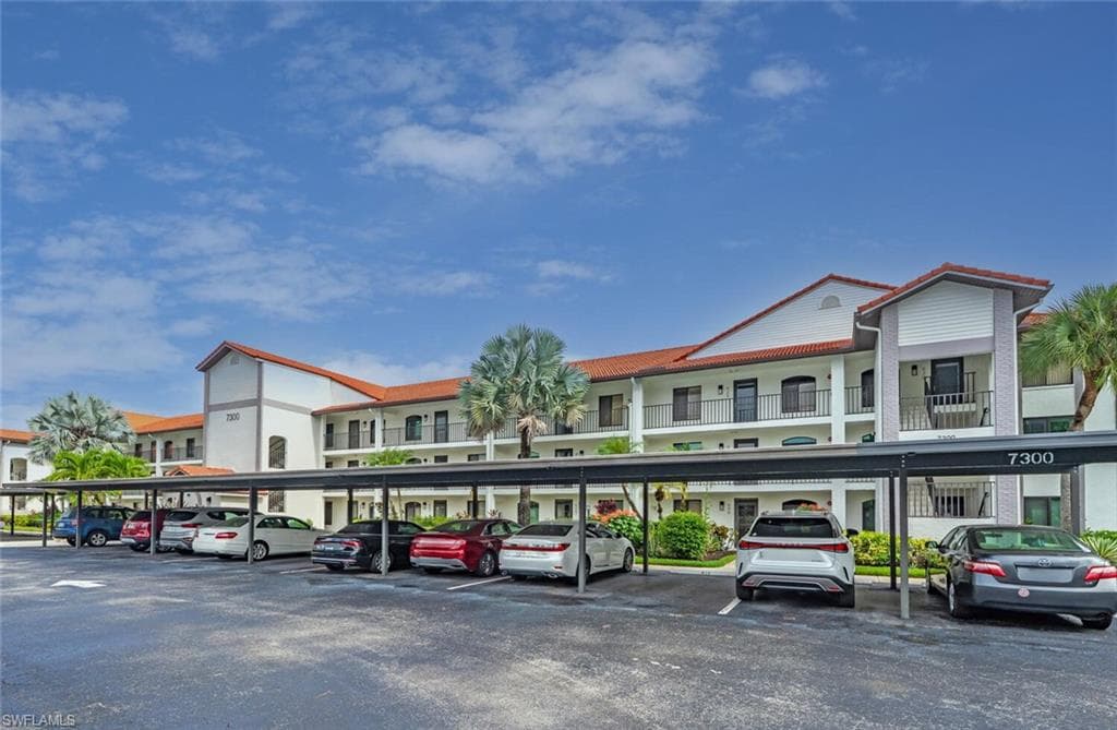 7300 Coventry Ct 606, Naples, FL 34104-3