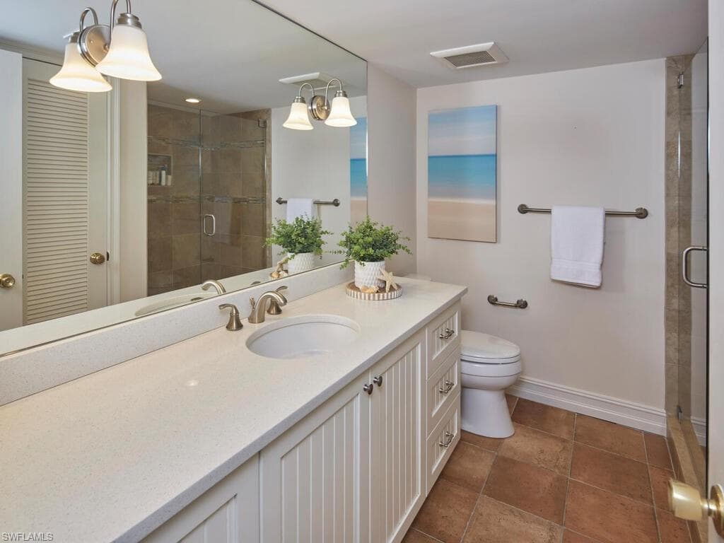 3951 Gulf Shore Blvd N 201, Naples, FL 34103-19