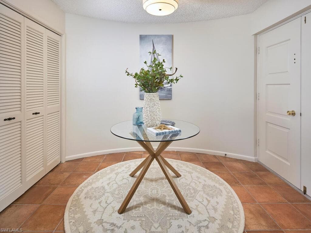 3951 Gulf Shore Blvd N 201, Naples, FL 34103-21