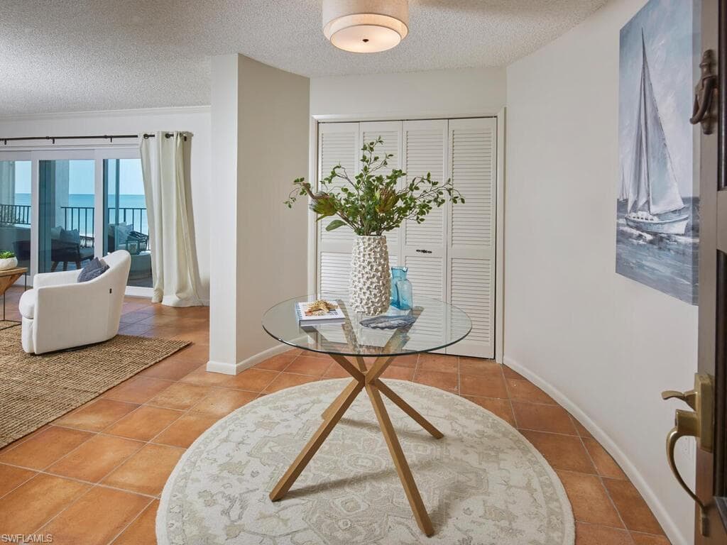 3951 Gulf Shore Blvd N 201, Naples, FL 34103-22