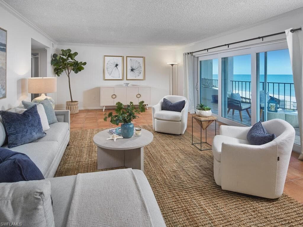 3951 Gulf Shore Blvd N 201, Naples, FL 34103-5