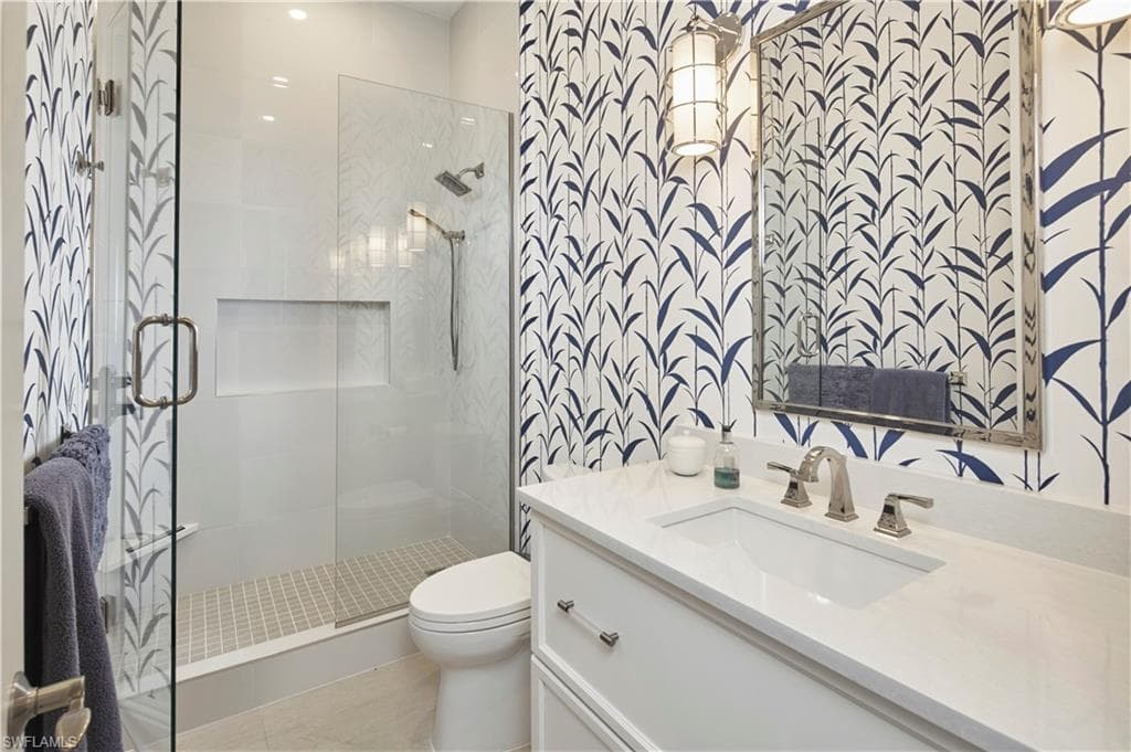 692 10th Ave S A2, Naples, FL 34102-14