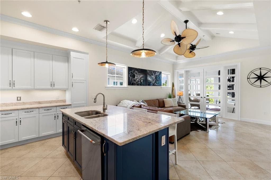 6565 Dominica Dr 201, Naples, FL 34113-8