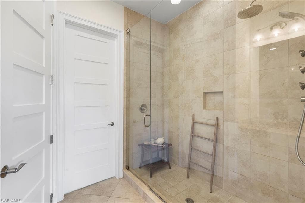 6565 Dominica Dr 201, Naples, FL 34113-23