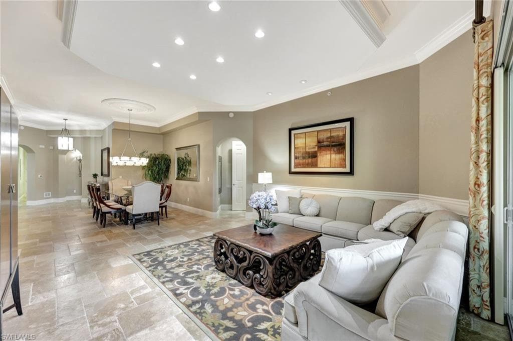 9293 Menaggio Ct 102, Naples, FL 34114-5