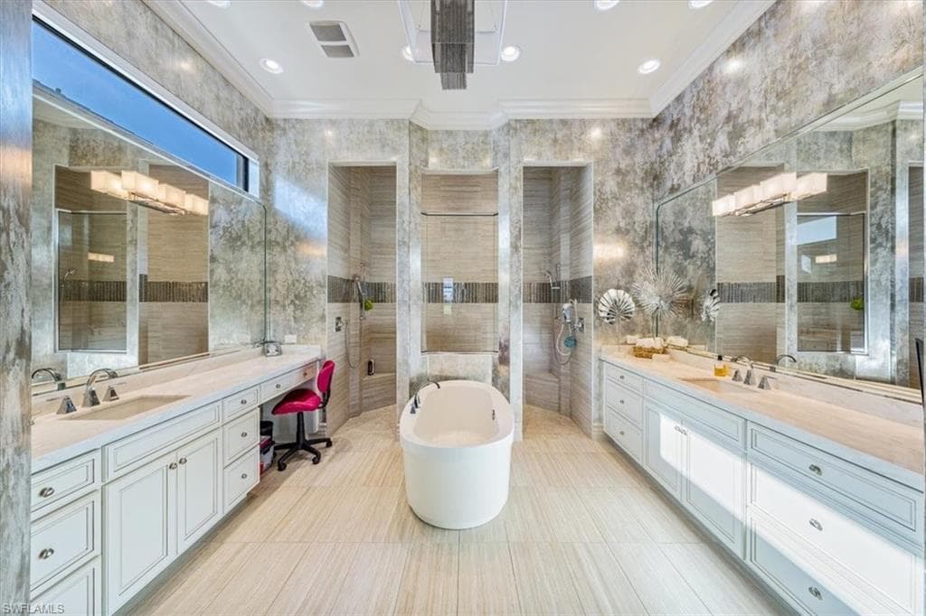 16434 Seneca Way, Naples, FL 34110-14