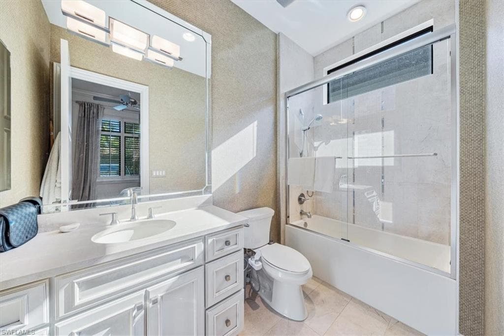 16434 Seneca Way, Naples, FL 34110-16