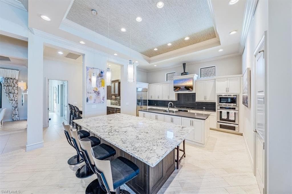 16434 Seneca Way, Naples, FL 34110-7