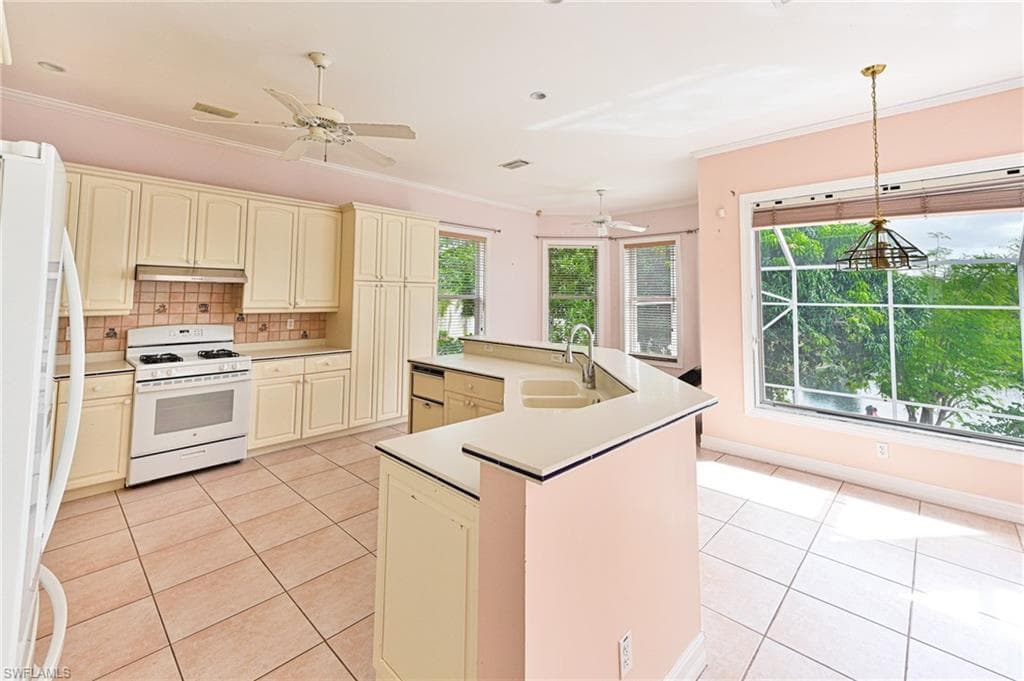 192 Topanga Dr, Bonita Springs, FL 34134-11