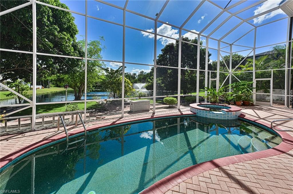 192 Topanga Dr, Bonita Springs, FL 34134-34