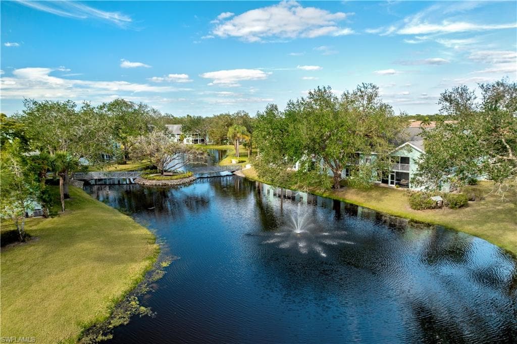137 Wading Bird Cir F101, Naples, FL 34110-1